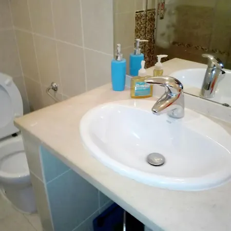Bright Charneca, Pool Apartment