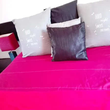 Bright Charneca, Pool * Charneca (Setubal)